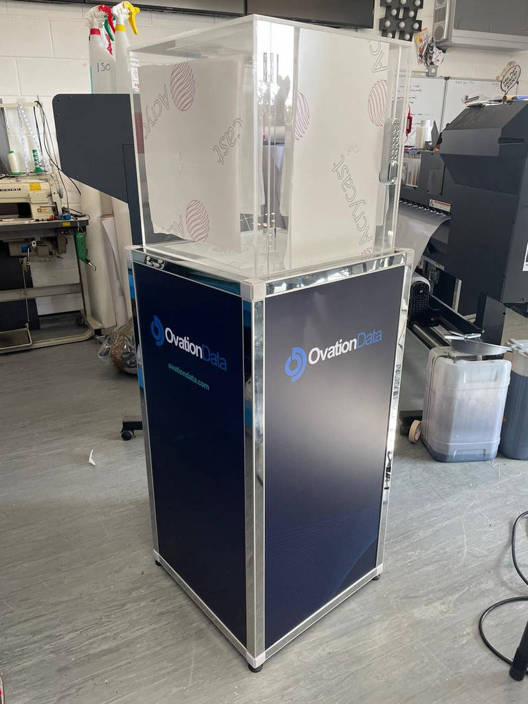 buy prize safe game for exhibition stand