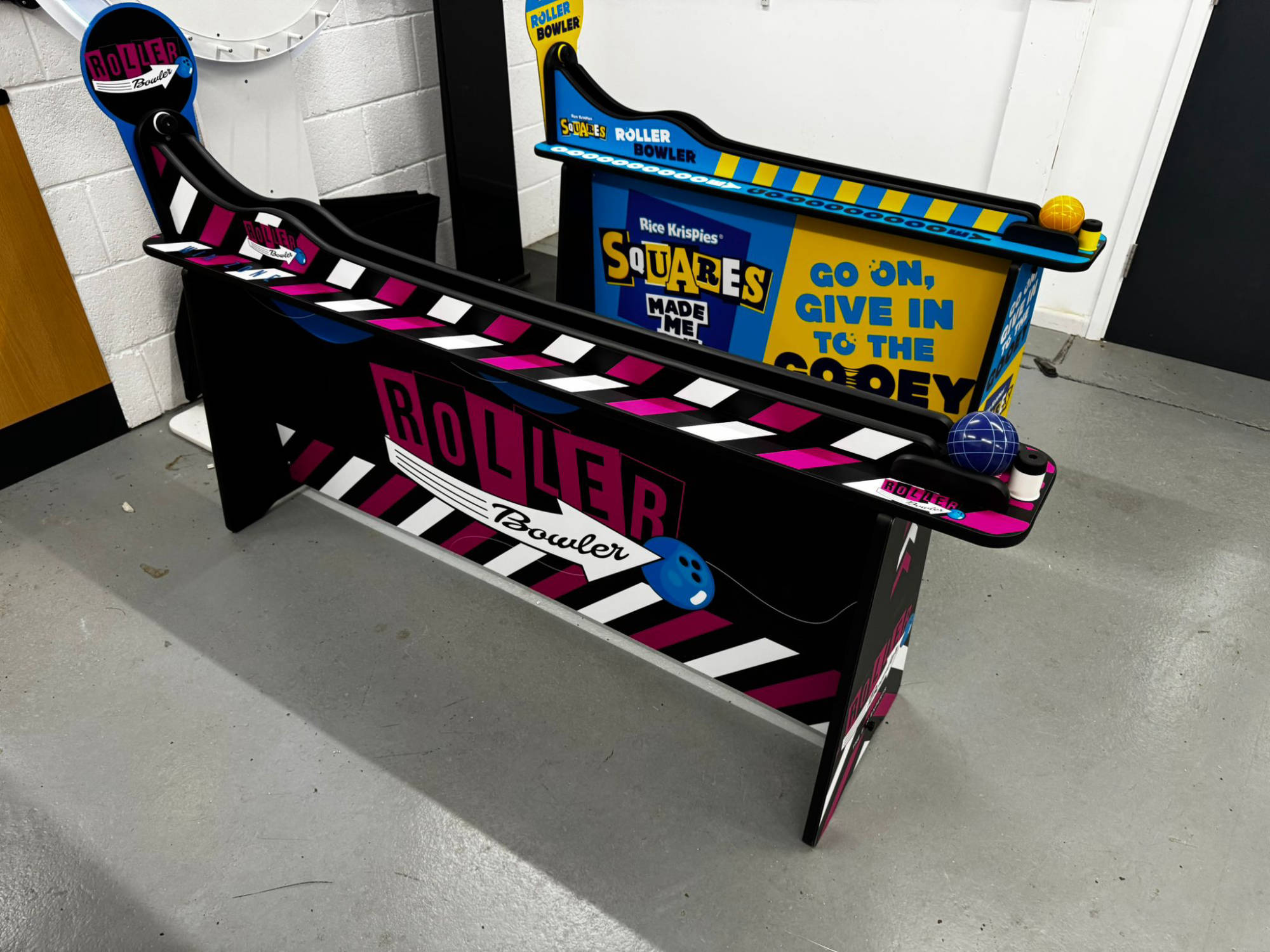 Roller bowler carnival games