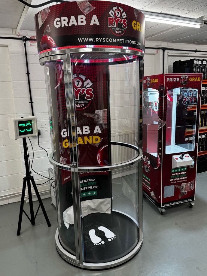 Grab a grand cash cube games