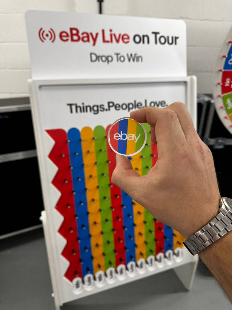 Drop and win promotional game