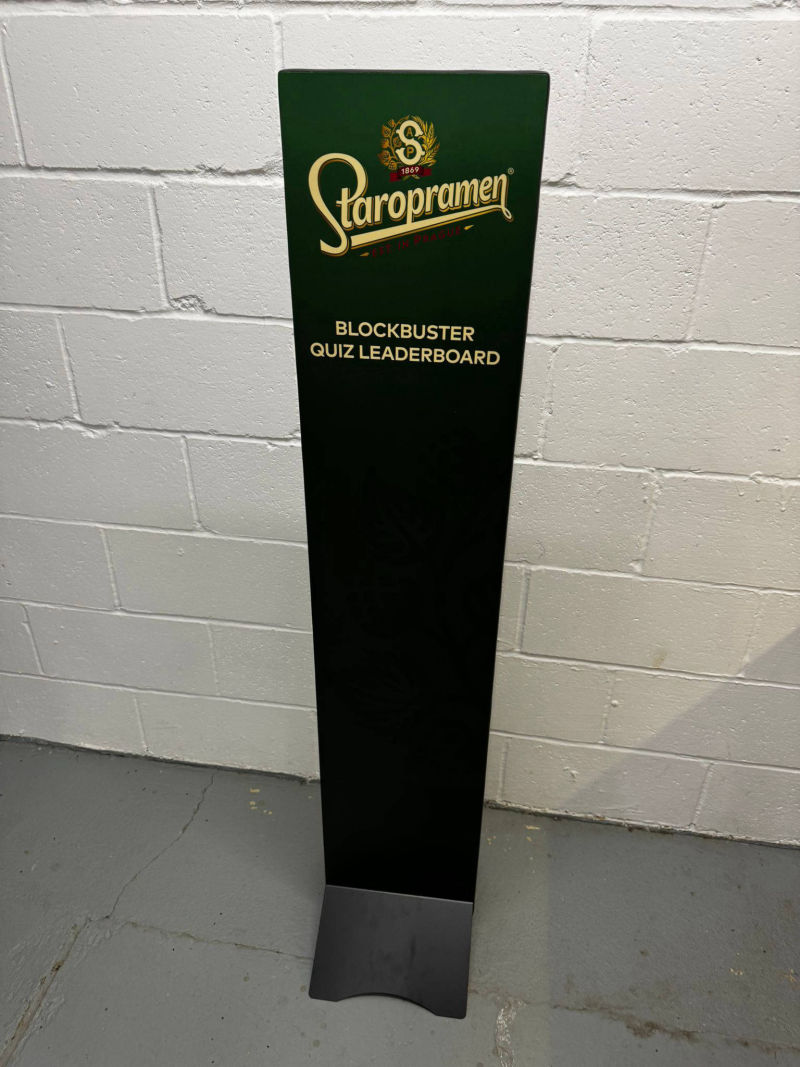 Magnetic dry wipe score boards