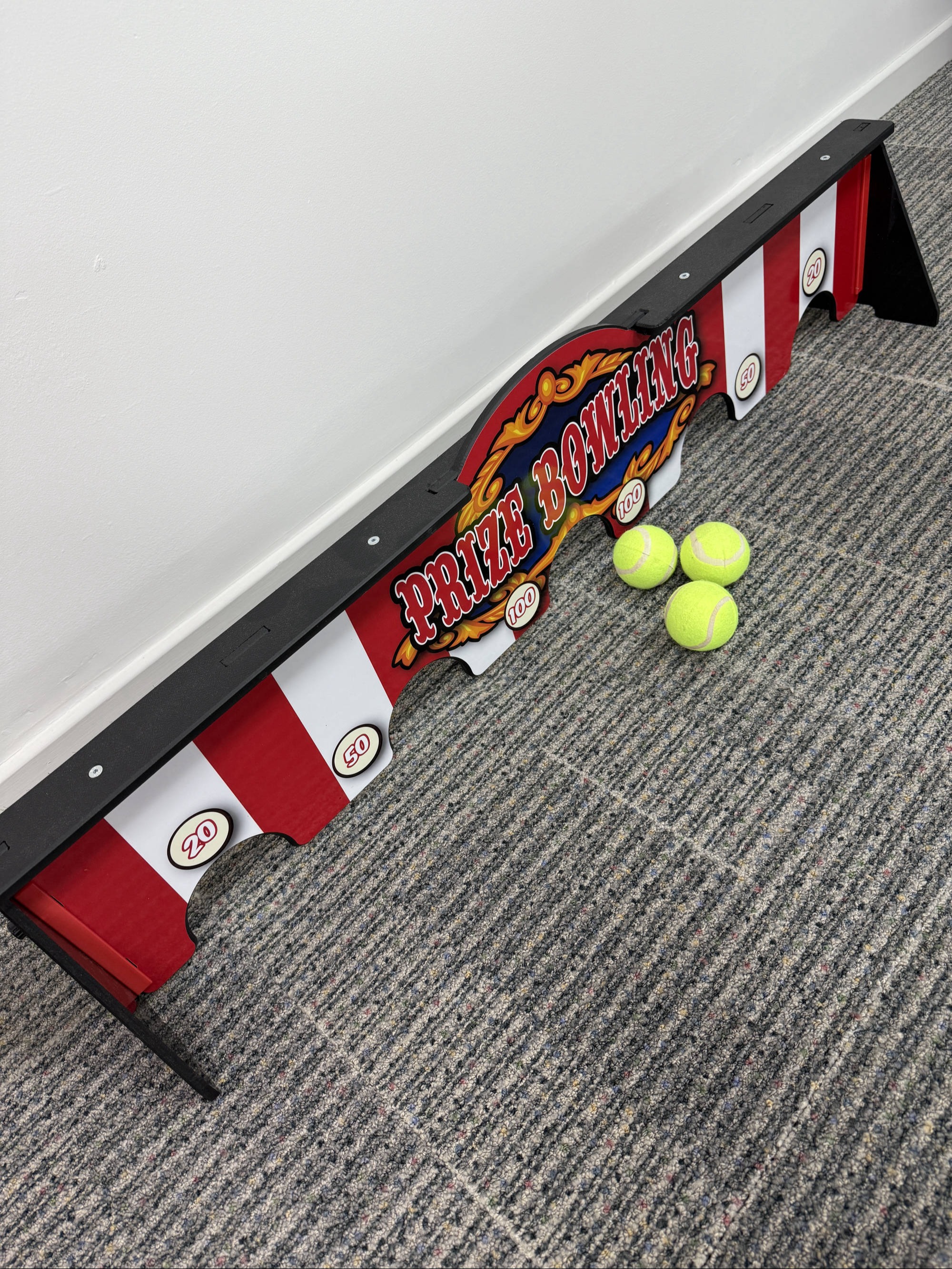 bowling side stall game