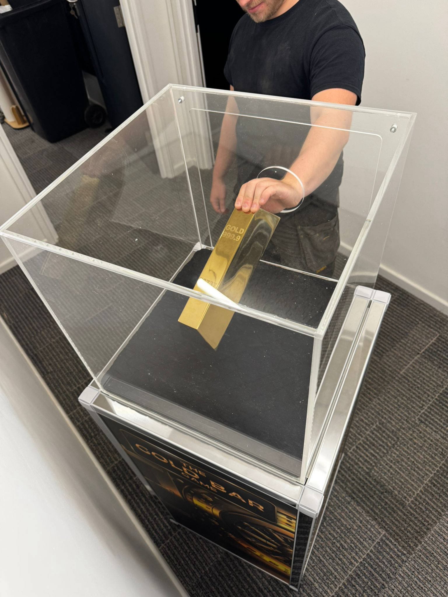 Buy gold bar challenge game