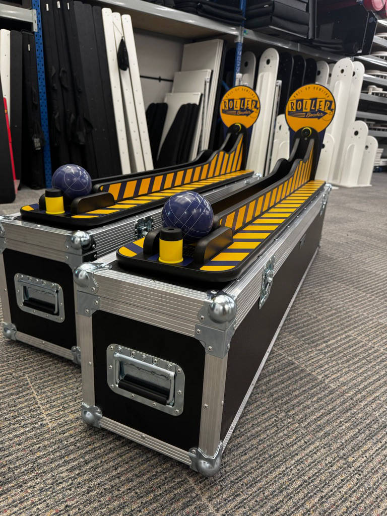 Roller bowler games with flight cases