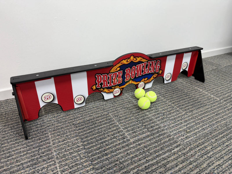 bowling carnival game